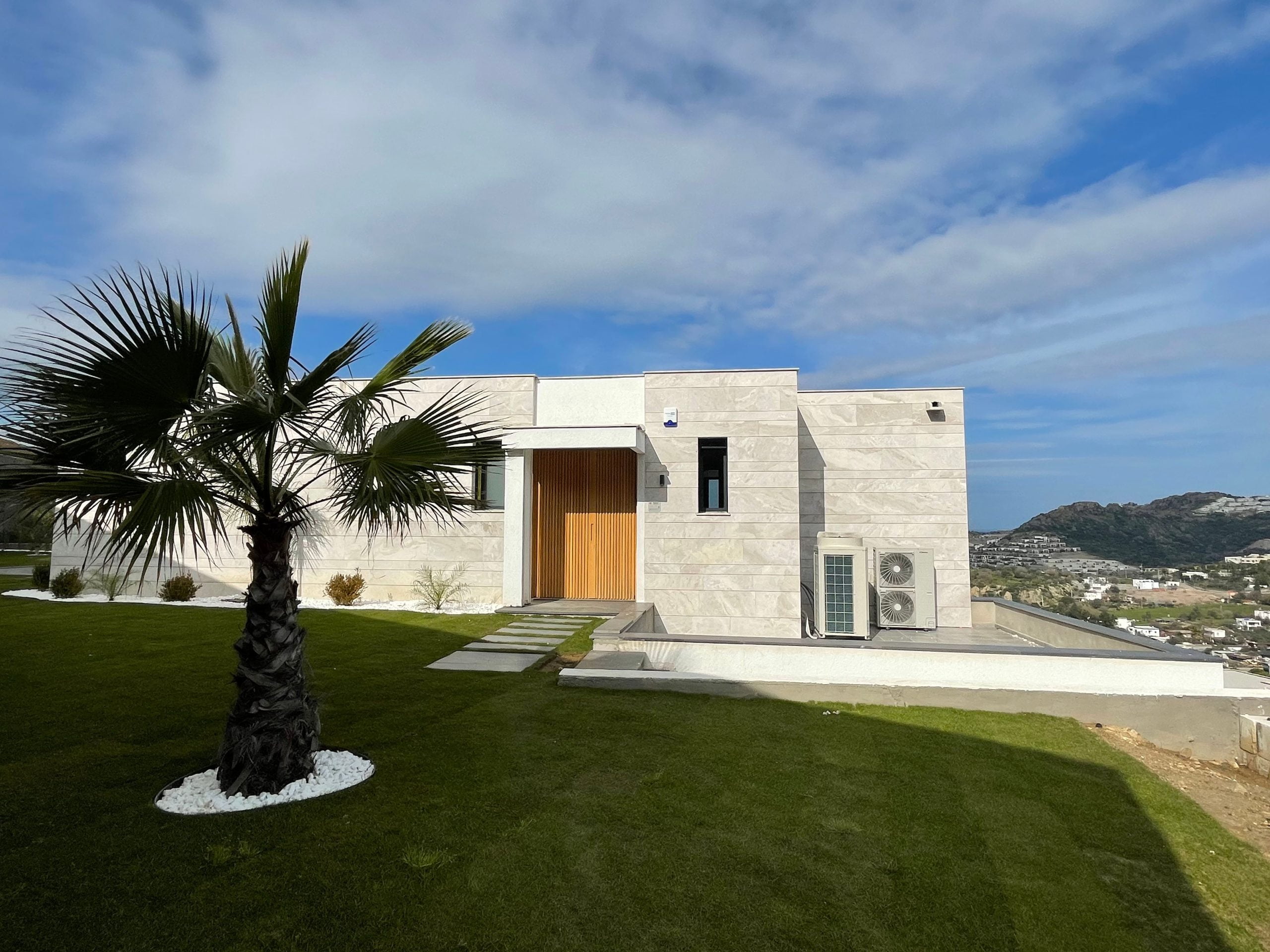 Mechanical Marble Exterior Cladding: Where Aesthetics Meet Durability